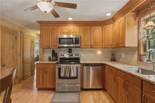880 Victory Hwy, Burrillville, RI 02839 - Photo 9