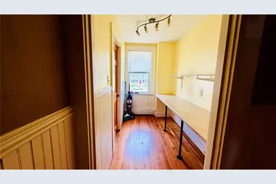 49 E Street, Bristol, RI 02809 - Photo 3