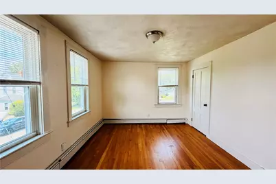 49 E Street, Bristol, RI 02809 - Photo 7