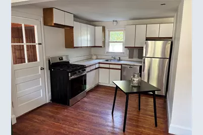 56 Chesterfield Avenue, Warwick, RI 02889 - Photo 7