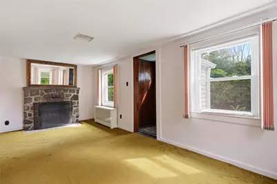1639 South County Trail, East Greenwich, RI 02818 - Photo 19