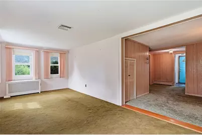 1639 South County Trail, East Greenwich, RI 02818 - Photo 33