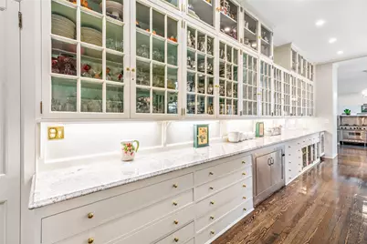 115 Narragansett Avenue, Newport, RI 02840 - Photo 9
