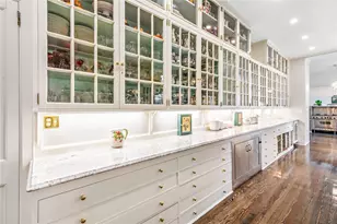 115 Narragansett Ave, Newport, RI 02840 - Photo 9