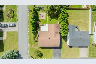 55 Pearl Street, North Providence, RI 02904 - Photo 3