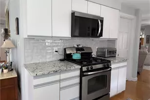 88 Terrace Ave Ave E, East Providence, RI 02915 - Photo 11