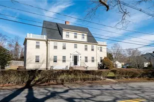 118 Ruggles Ave, Newport, RI 02840 - Photo 1