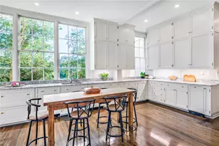 115 Narragansett Ave, Newport, RI 02840 - Photo 5