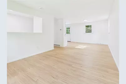 4 Cynthia Drive, North Smithfield, RI 02896 - Photo 5