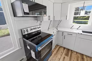 59 Newbury Ave, Woonsocket, RI 02895 - Photo 11