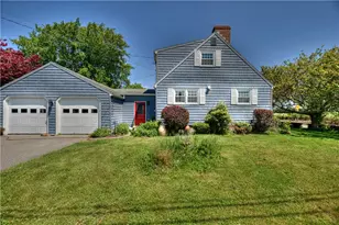 343 Turner Rd, Middletown, RI 02842 - Photo 1