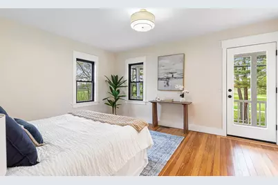 540 Middle Highway, Barrington, RI 02806 - Photo 23