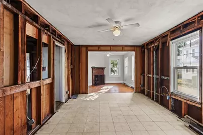 6 Shore Road, East Providence, RI 02915 - Photo 41