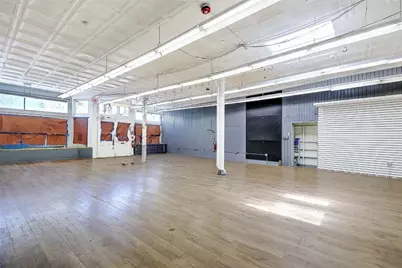 130 Broadway, Newport, RI 02840 - Photo 17