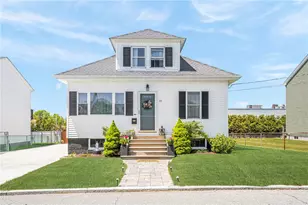 49 N County St, East Providence, RI 02914 - Photo 1