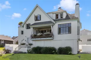 130 Common Fence Blvd, Portsmouth, RI 02871 - Photo 1