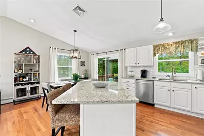 32 Mountaindale Road, Smithfield, RI 02917 - Photo 5
