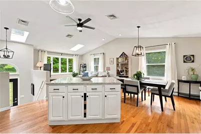 32 Mountaindale Road, Smithfield, RI 02917 - Photo 3