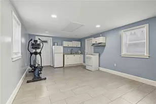 15 Don Ct, Pawtucket, RI 02861 - Photo 25
