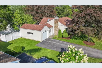 8 Continental Road, Smithfield, RI 02828 - Photo 5