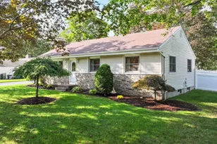 8 Continental Rd, Smithfield, RI 02828 - Photo 3