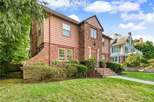 49 Laurel Ave, Providence, RI 02906 - Photo 3