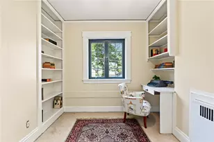 49 Laurel Ave, Providence, RI 02906 - Photo 27