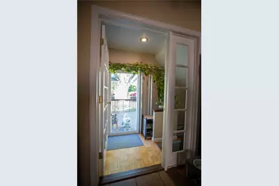 21 Madison Street, Warwick, RI 02888 - Photo 17