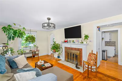 30 Beacon Circle, Cranston, RI 02910 - Photo 11