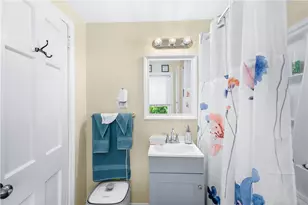 30 Beacon Cir, Cranston, RI 02910 - Photo 29