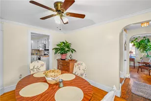 30 Beacon Cir, Cranston, RI 02910 - Photo 5