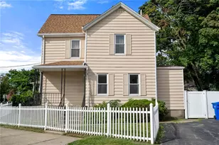 180 Beechwood Ave, Pawtucket, RI 02860 - Photo 17