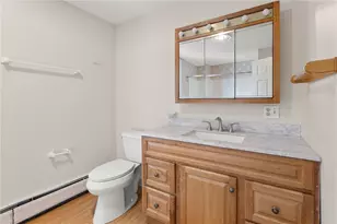 180 Beechwood Ave, Pawtucket, RI 02860 - Photo 11