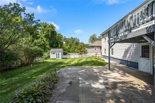 8 Benelli St, Woonsocket, RI 02895 - Photo 29