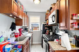 419 Orms St, Providence, RI 02908 - Photo 9