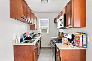 419 Orms St, Providence, RI 02908 - Photo 25