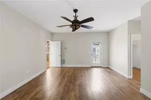 559 Victory Hwy, West Greenwich, RI 02817 - Photo 9