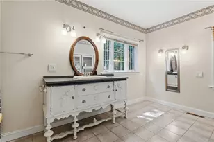 559 Victory Hwy, West Greenwich, RI 02817 - Photo 13