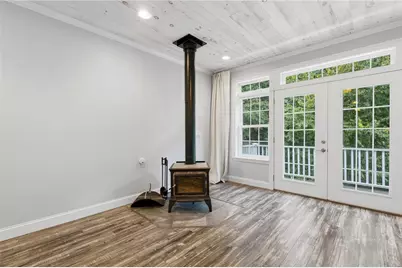 559 Victory Highway, West Greenwich, RI 02817 - Photo 27