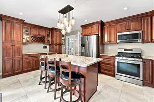 6 Marywood Ln, Cumberland, RI 02864 - Photo 11