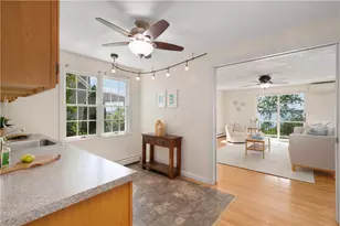 133 Terrace Ave, East Providence, RI 02915 - Photo 25