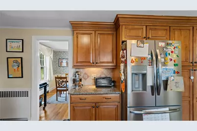 27 Merry Mount Drive, Warwick, RI 02888 - Photo 9