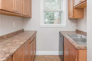 1213 Smith St, Providence, RI 02908 - Photo 11