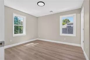 50 Armington Ave, Providence, RI 02908 - Photo 17