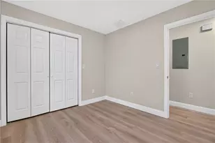 50 Armington Ave, Providence, RI 02908 - Photo 21
