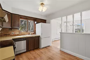 80 Knollwood Ave, Cranston, RI 02910 - Photo 5
