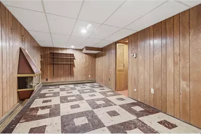 80 Knollwood Avenue, Cranston, RI 02910 - Photo 27