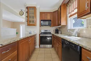 43 Crothers Ave, Cranston, RI 02910 - Photo 19