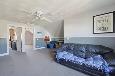 43 Crothers Avenue, Cranston, RI 02910 - Photo 9