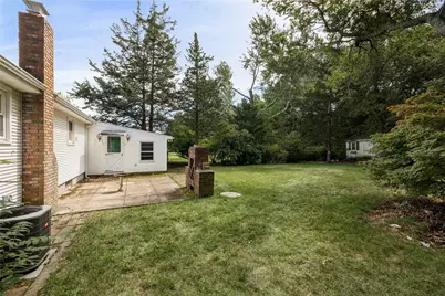 108 Longfellow Drive, Warwick, RI 02818 - Photo 33